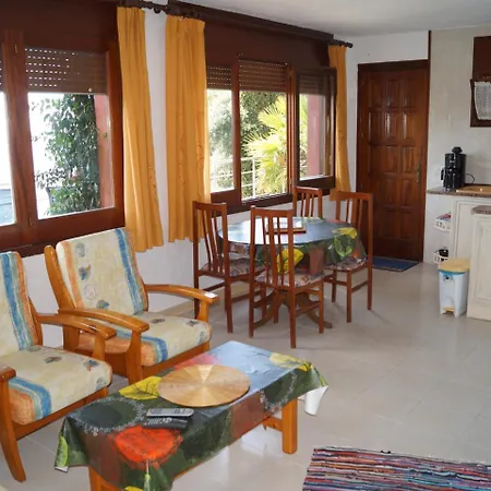 Papaya 빌라 료렛 드 마르