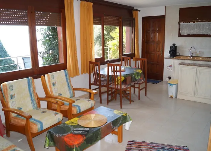 Papaya Villa Lloret de Mar